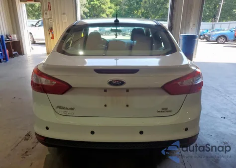 2013 Ford Focus Se from USA, damaged, VIN 1FADP3F2XDL358935